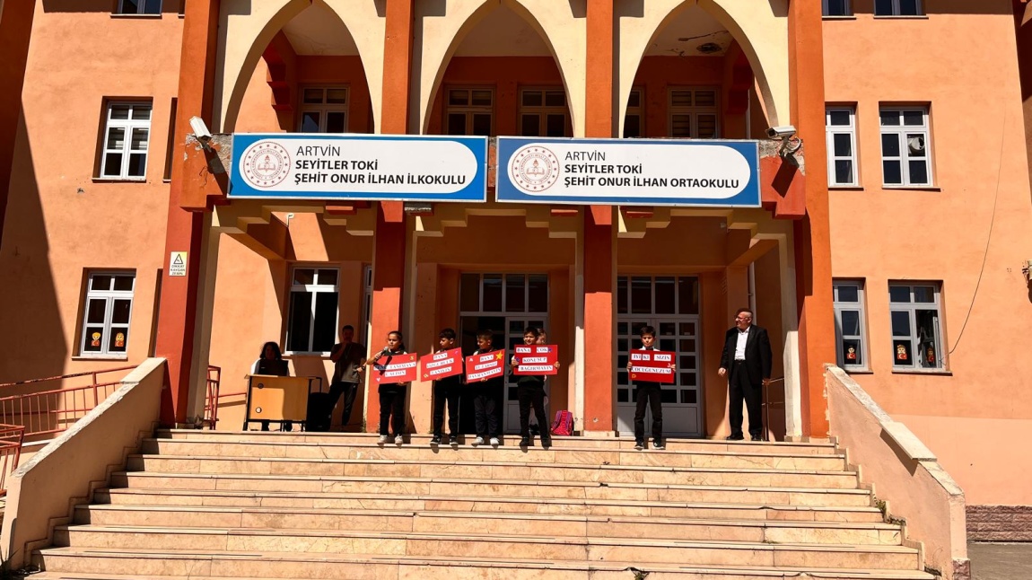 İLKÖĞRETİM HAFTASI COŞKUYLA KUTLANDI